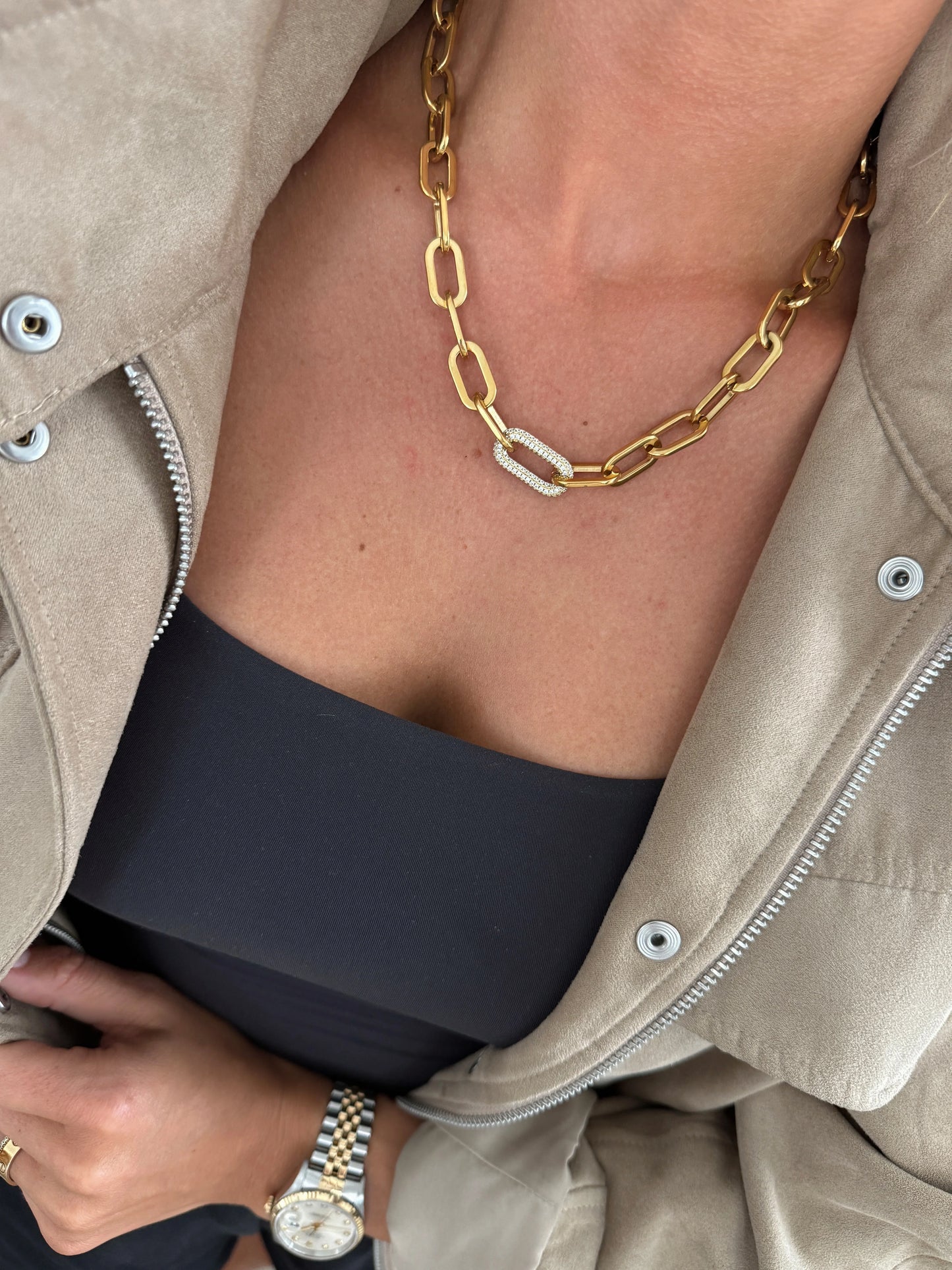 Chansutt Pearls: Ava Gold Necklace