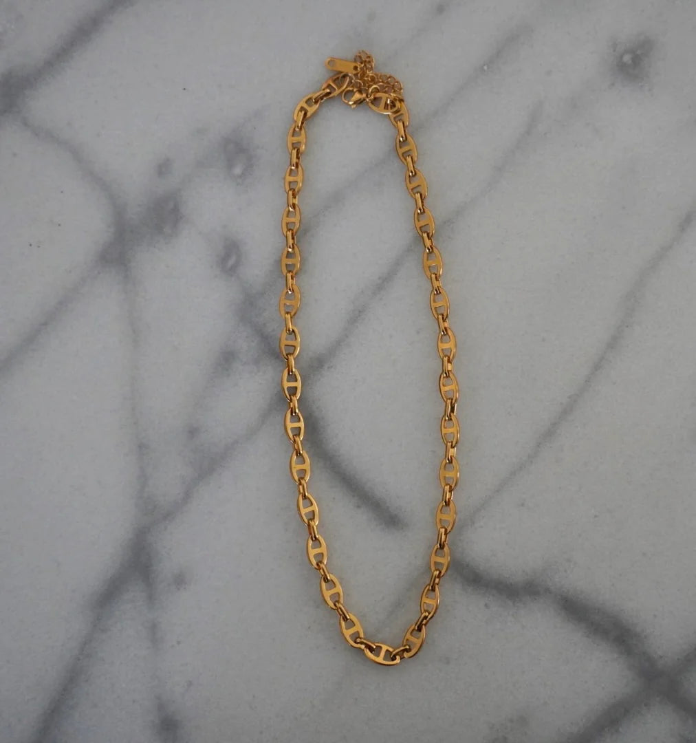 Chansutt Pearls: Mia Necklace