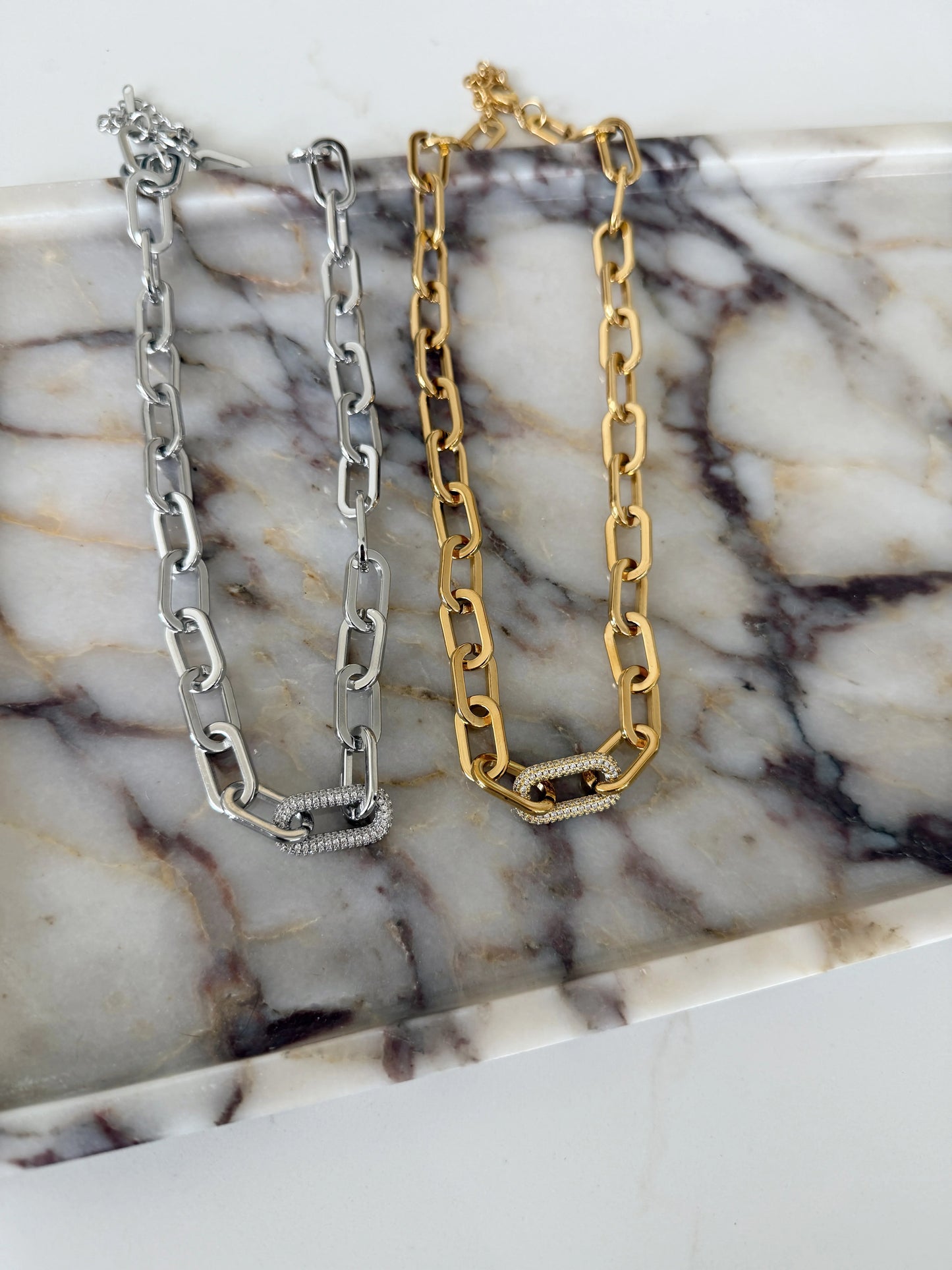 Chansutt Pearls: Ava Silver Necklace