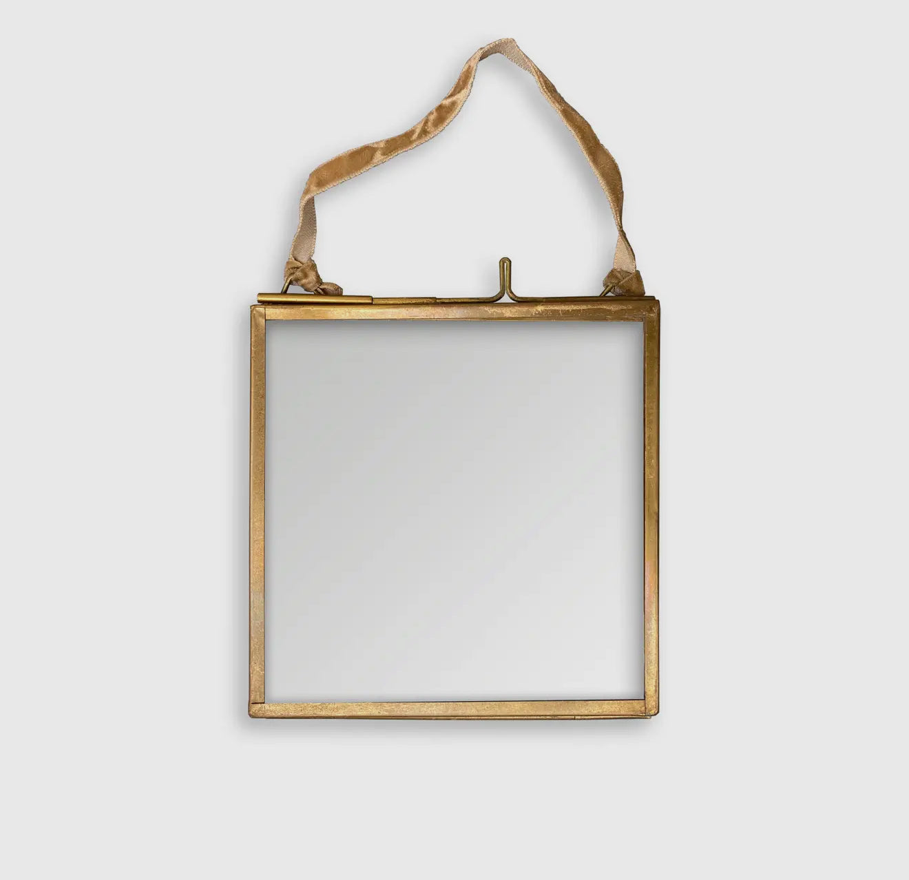 4x4 Frame Ornament
