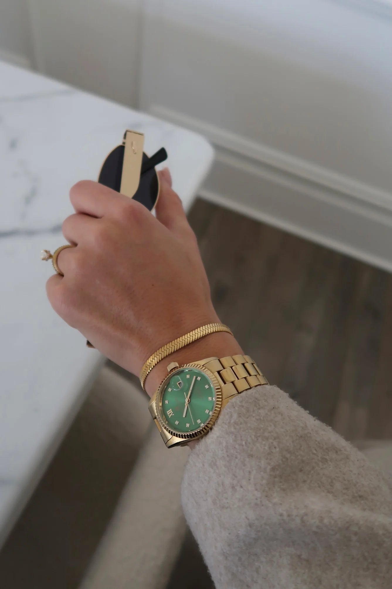 Chansutt Pearls: Thick Herringbone Bracelet