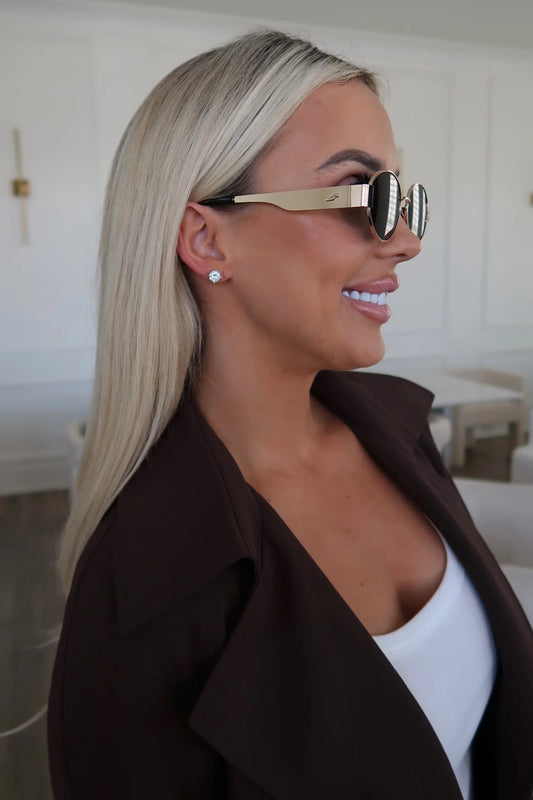 Chansutt Pearls: Gold Diamond Studs