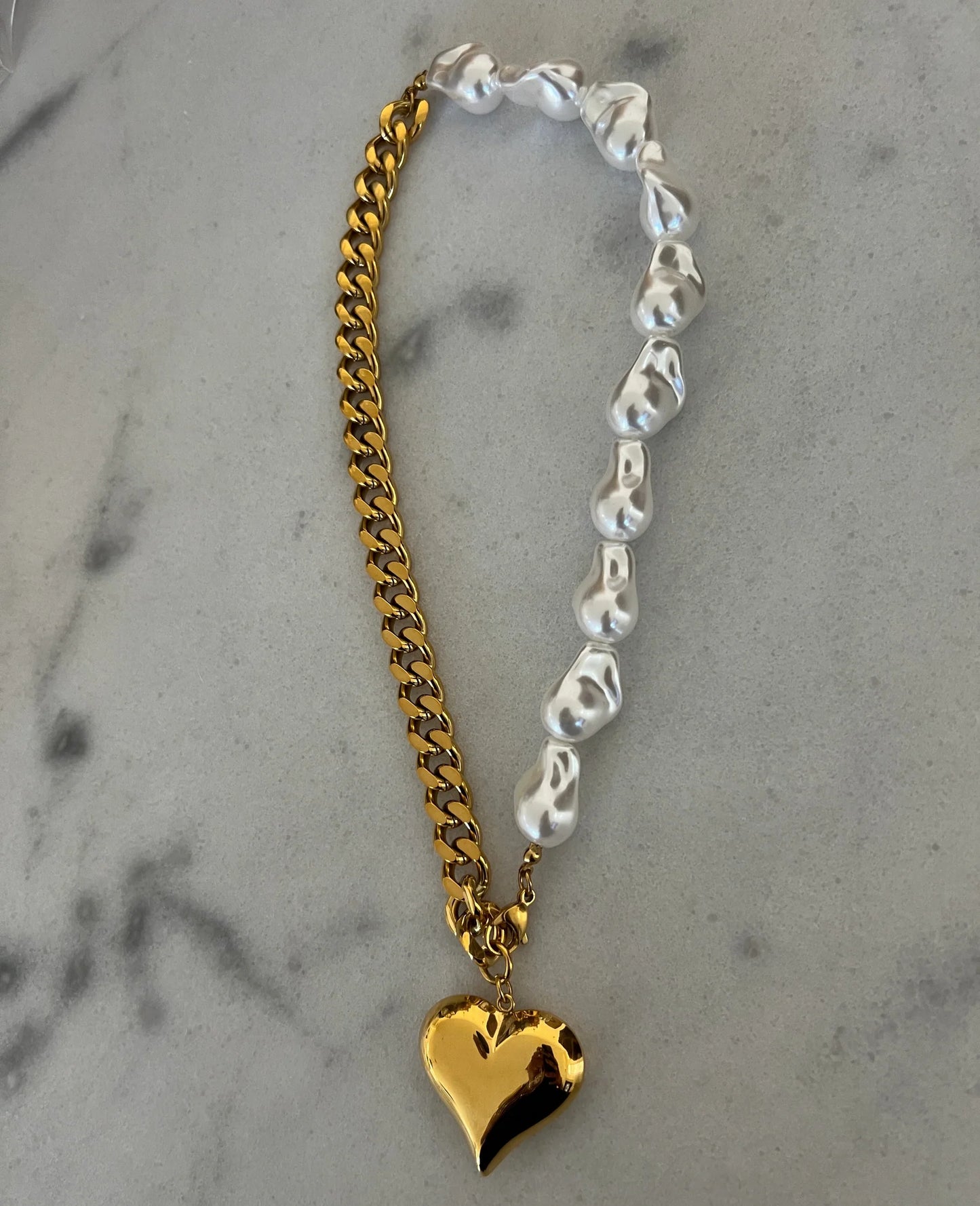 Chansutt Pearls: Charlotte Necklace