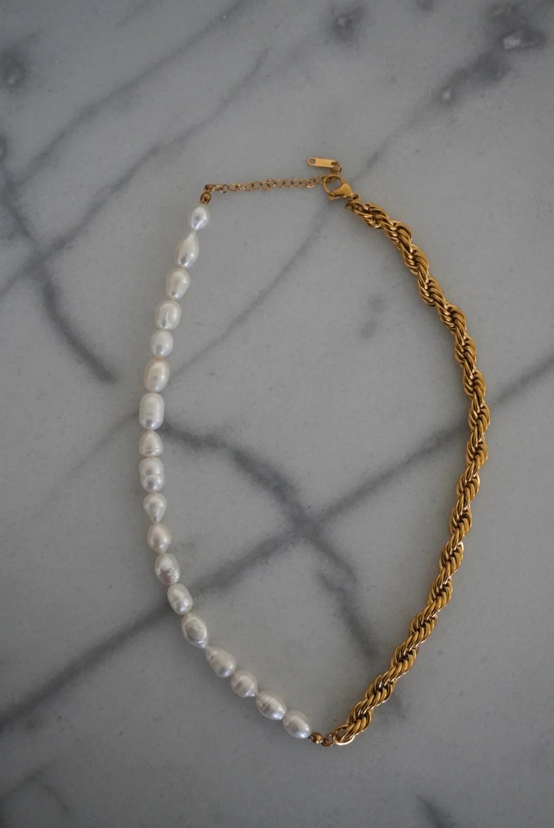 Chansutt Pearls: Willow Necklace