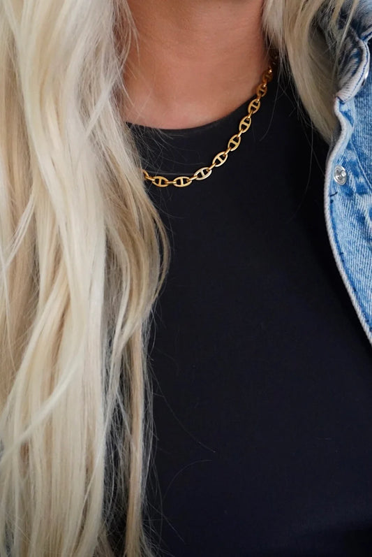 Chansutt Pearls: Mia Necklace