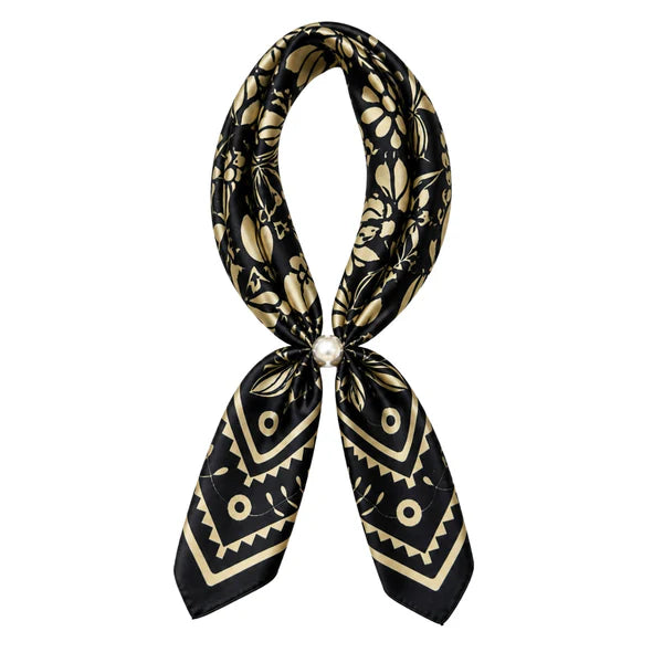 Patterned Magnetic Scarf